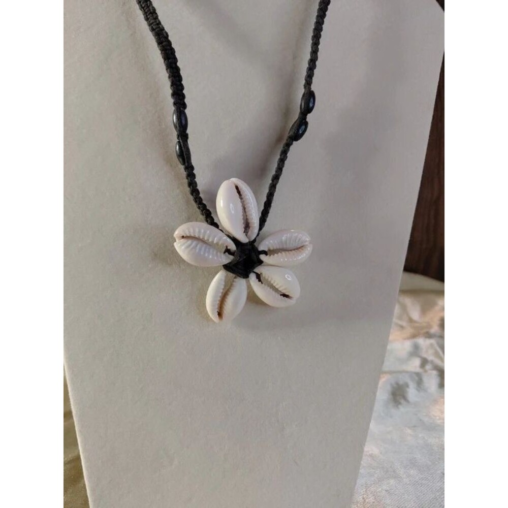 Shell Necklace